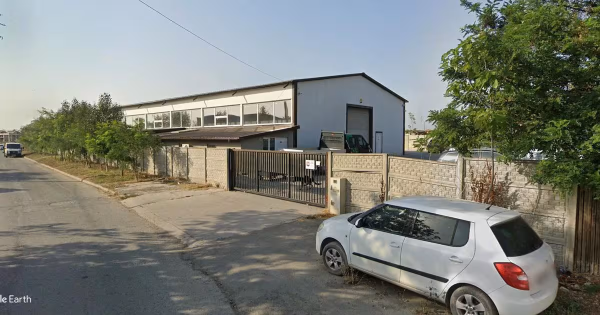 Spațiu industrial de vânzare 470 mp în Techirghiol