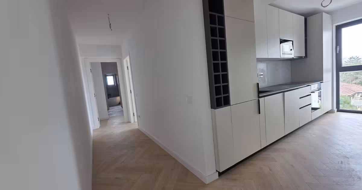 Apartament de vânzare cu 4 camere în zona Iancu Nicolae, Sector 1