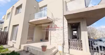 Casă Tunari