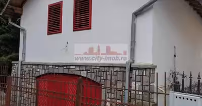 Casă Exterior Vest