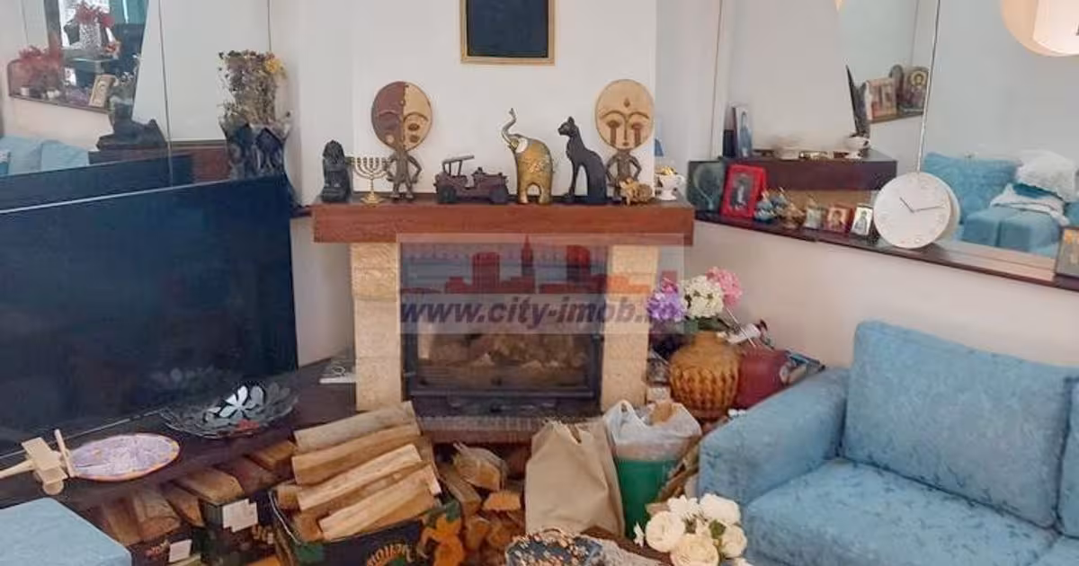 Apartament de vânzare cu 3 camere în Bușteni