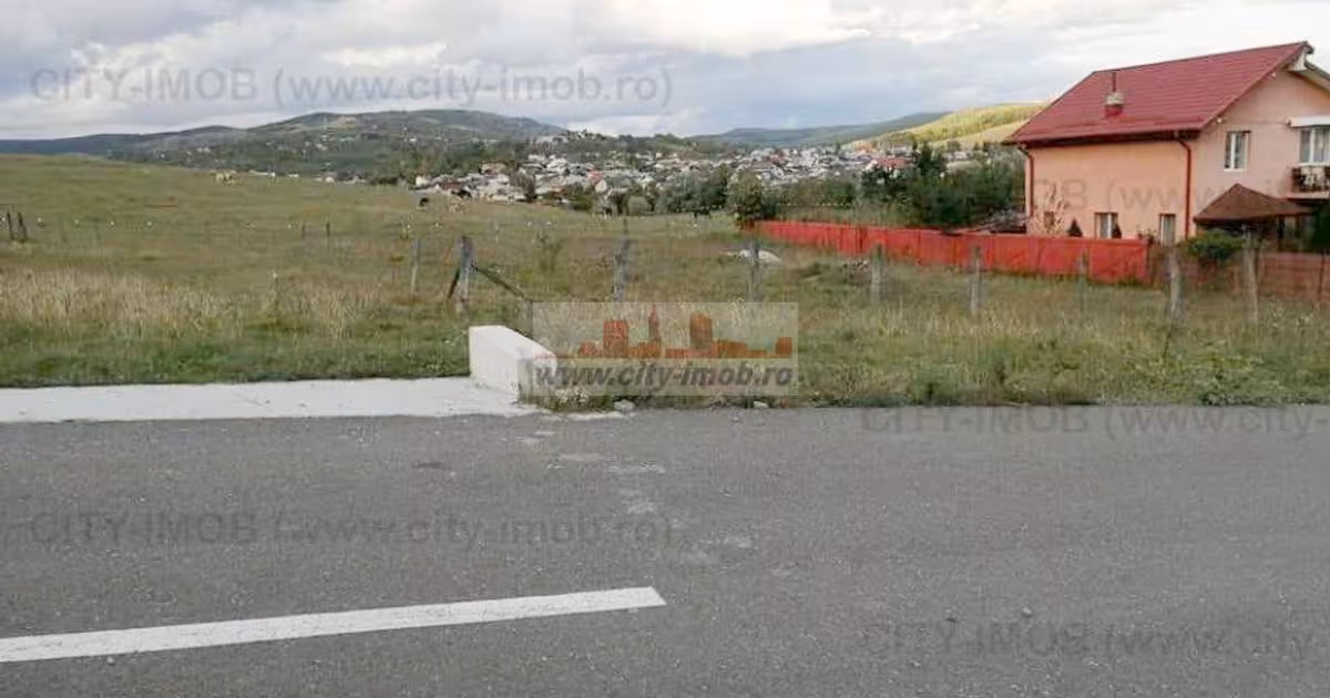 Teren Construcții intravilan de vânzare de 500 mp, în Ocnița