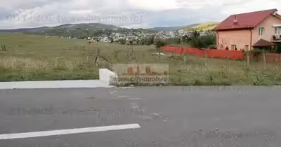 Teren Ocnița