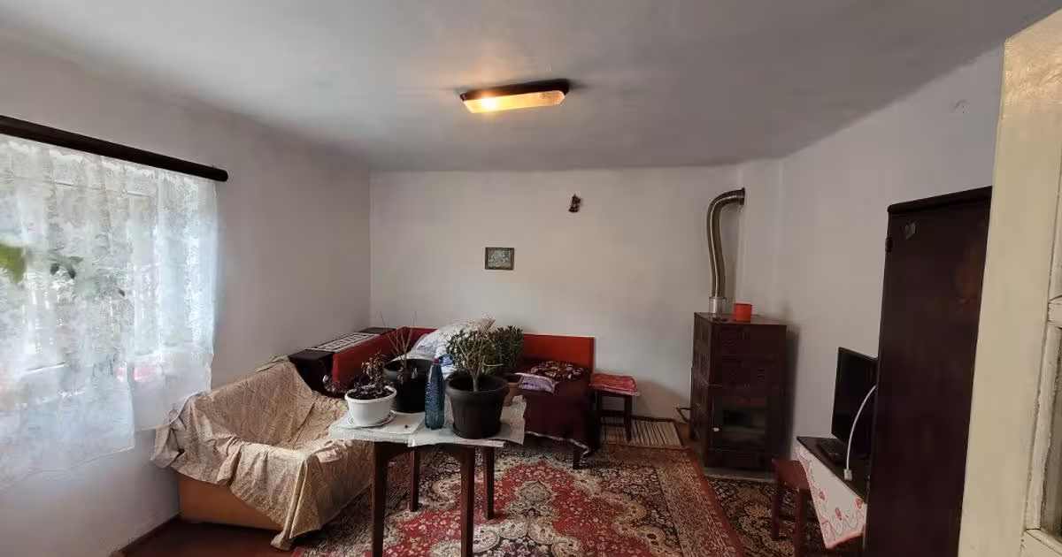 Casă de vânzare cu 6 camere în Bușteni