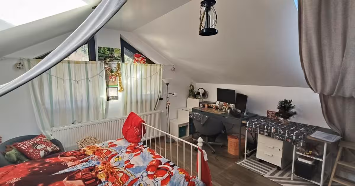 Apartament de vânzare cu 3 camere în Bușteni