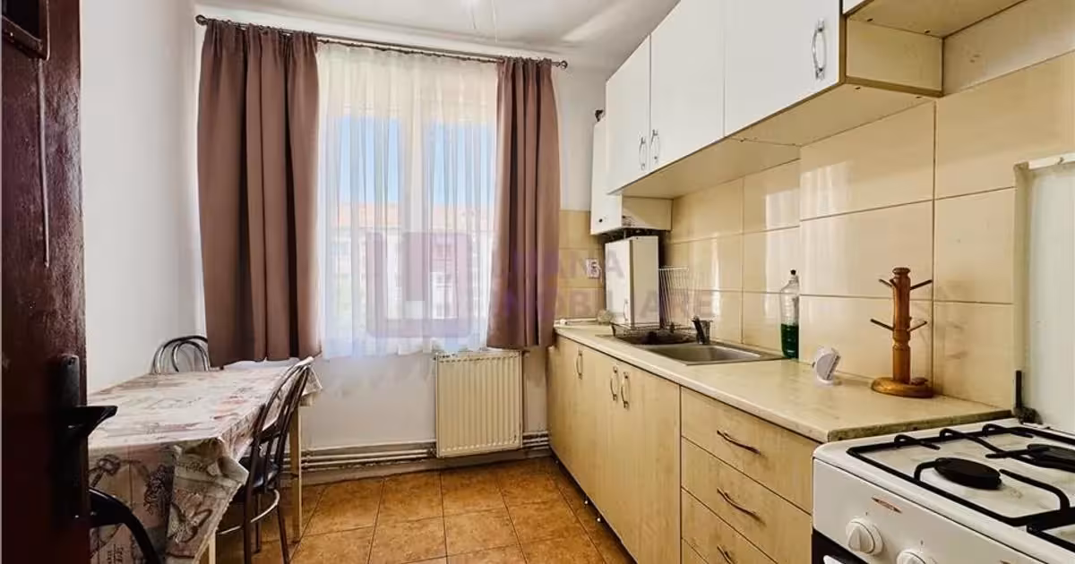 Apartament de vânzare cu 2 camere în zona Terezian, Sibiu