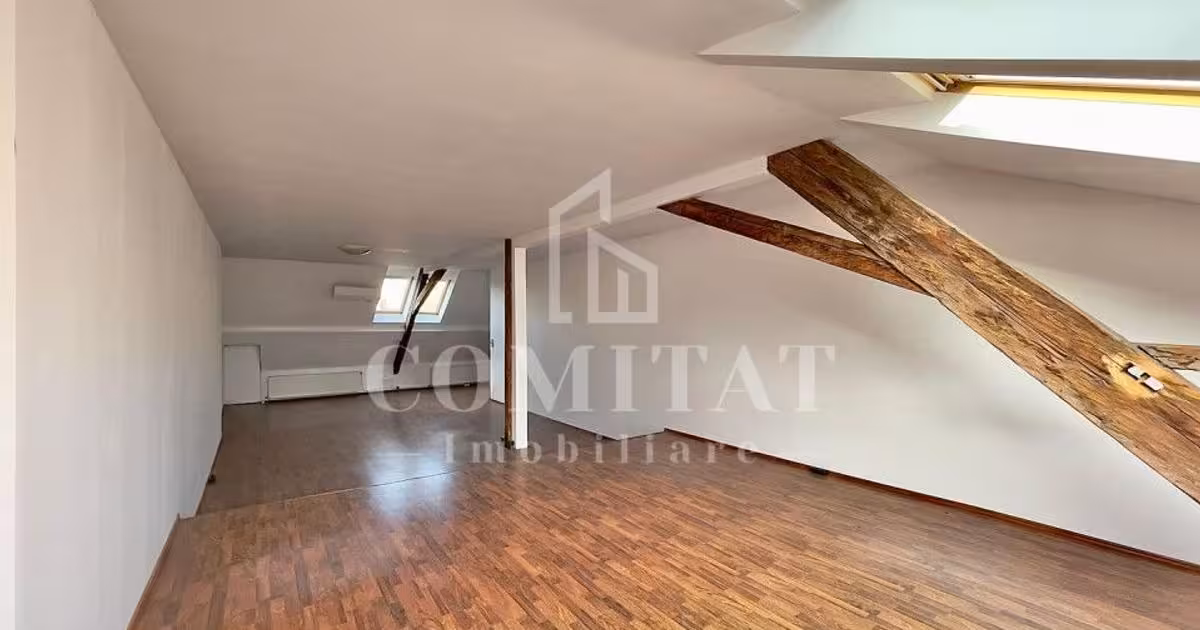 Apartament de vânzare cu 3 camere în zona Ultracentral, Cluj-Napoca