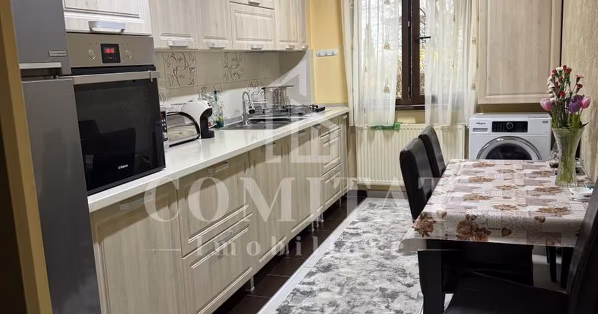 Apartament de vânzare cu 2 camere, mobilat în zona Mănăștur, Cluj-Napoca