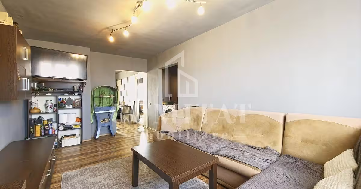 Apartament de vânzare cu 3 camere, mobilat în zona Mănăștur, Cluj-Napoca