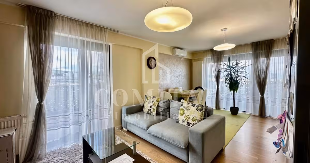 Apartament de vânzare cu 4 camere, mobilat în zona Europa, Cluj-Napoca