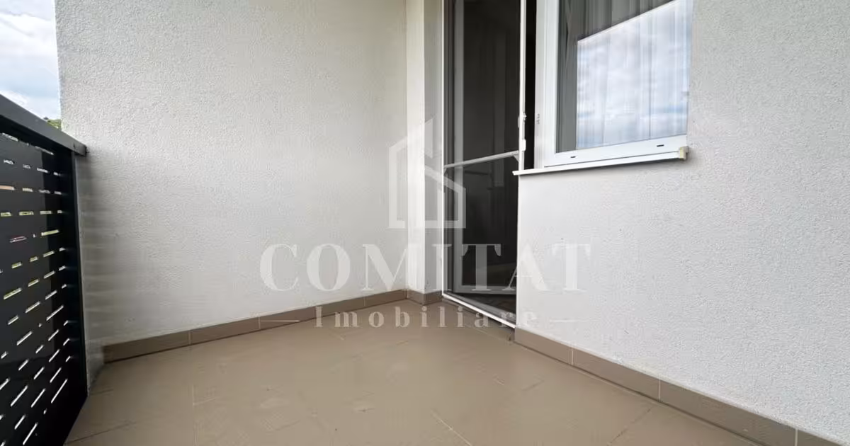 Apartament de vânzare cu 3 camere, mobilat în Florești