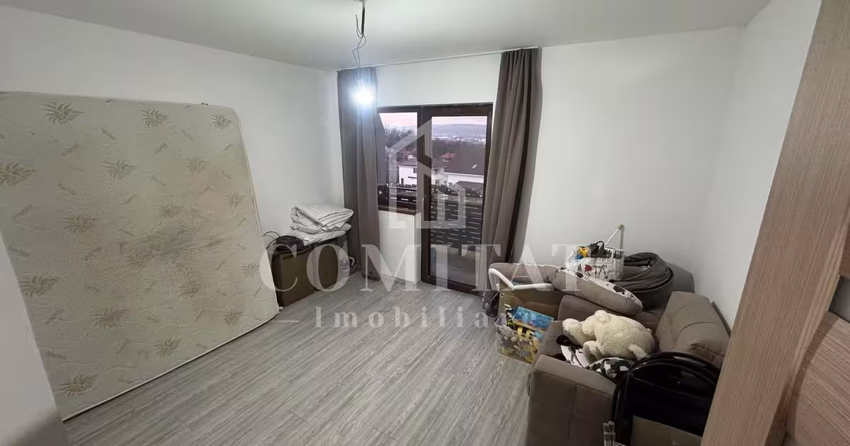 Casă individuală de vânzare cu 5 camere, mobilată în Dezmir
