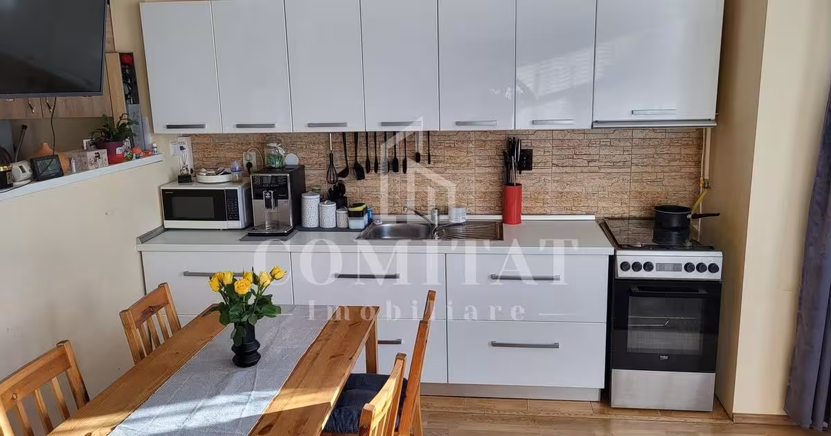 Apartament de vânzare cu 2 camere, mobilat în Florești