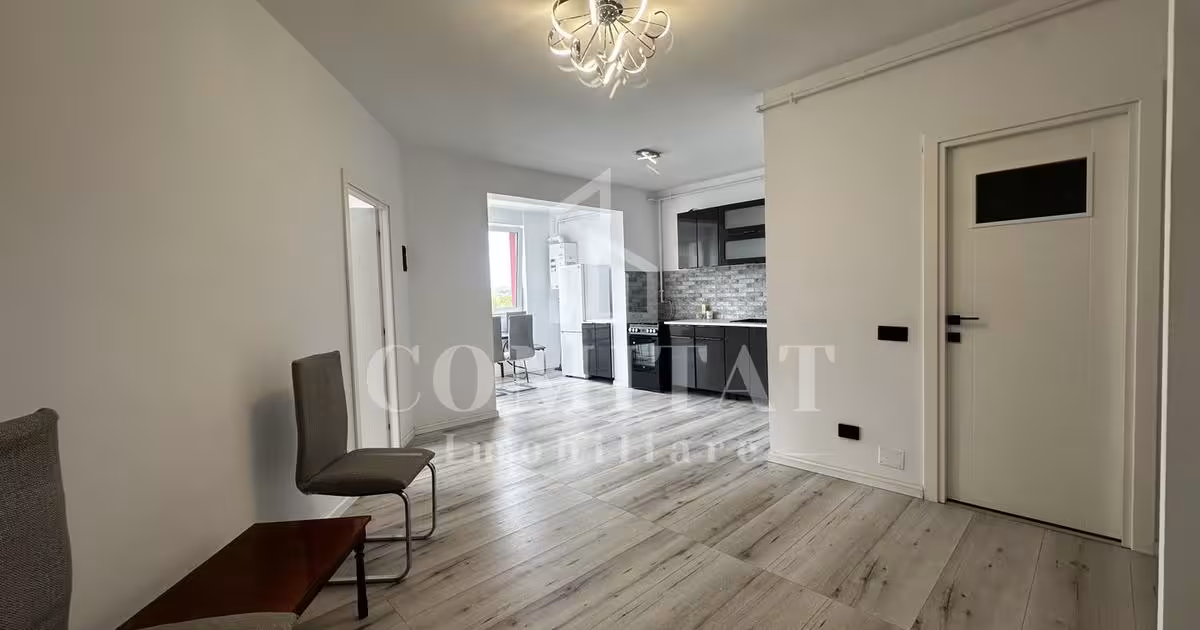 Apartament de vânzare cu 3 camere, mobilat în Florești