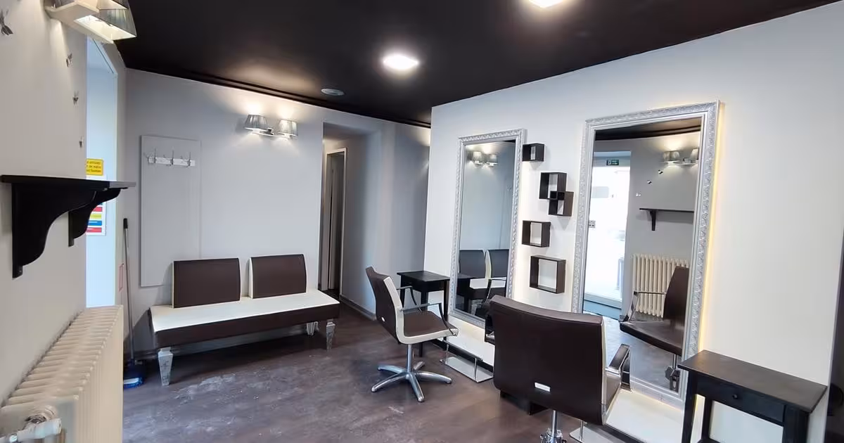 Spațiu comercial de vânzare 40 mp în zona Central, Brașov