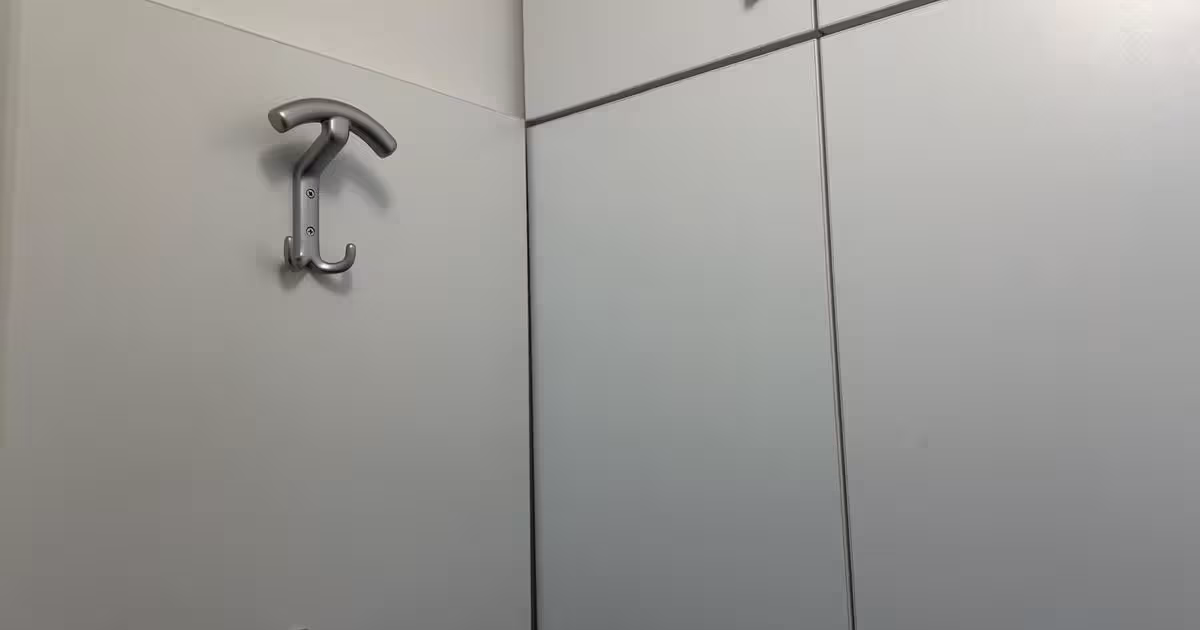 Apartament de vânzare cu 2 camere, mobilat în zona Pajura, Sector 1