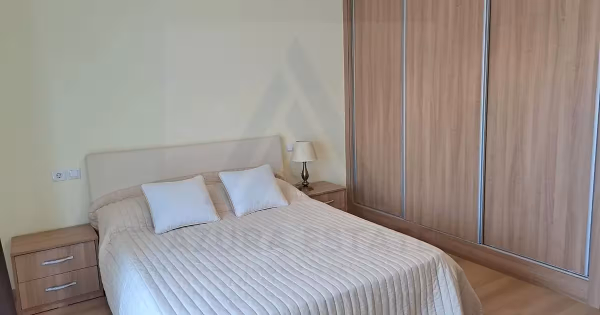 Casă individuală de vânzare cu 5 camere, mobilată în Șura Mare