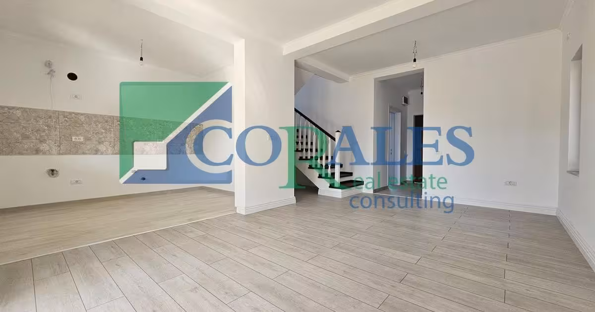 Duplex de vânzare cu 4 camere în Dumbrăvița