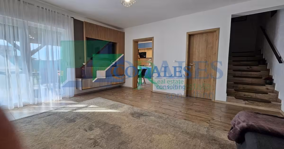 Duplex de vânzare cu 4 camere, mobilat în Chișoda