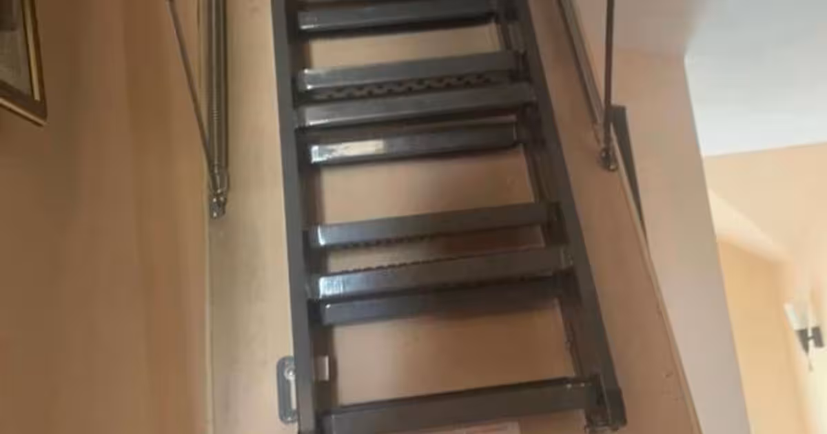 Casă de vânzare cu 4 camere, mobilată în Tărtășești