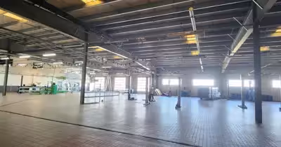 Spațiu comercial Exterior Vest