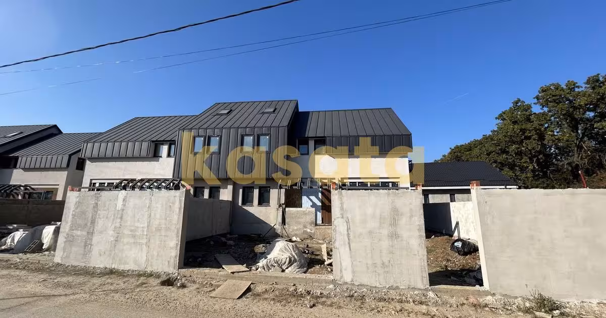 Duplex de vânzare cu 4 camere în Balotești