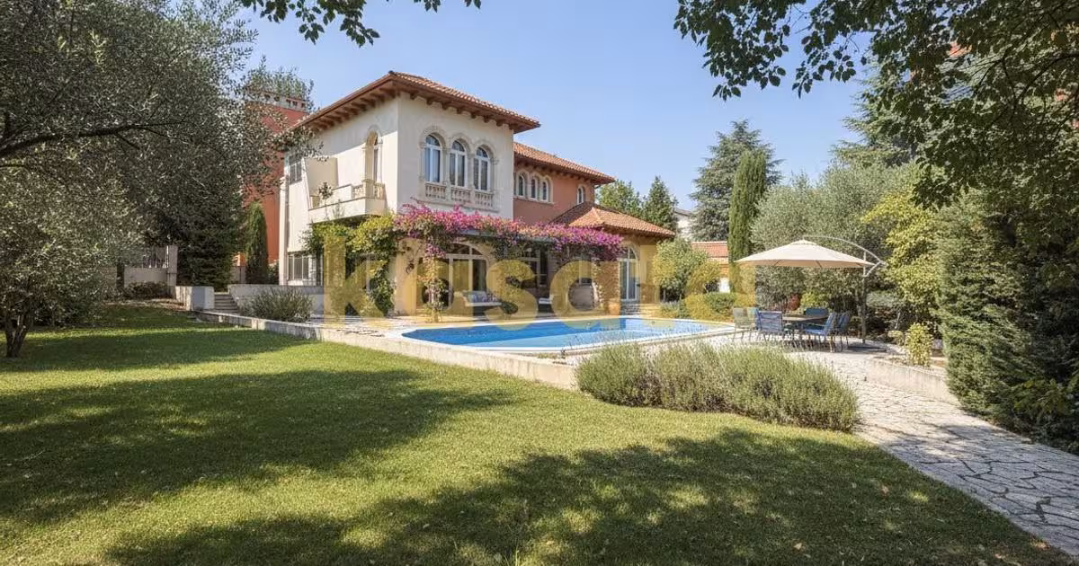 Casă individuală de vânzare cu 7 camere în zona Șoseaua Nordului, Sector 1