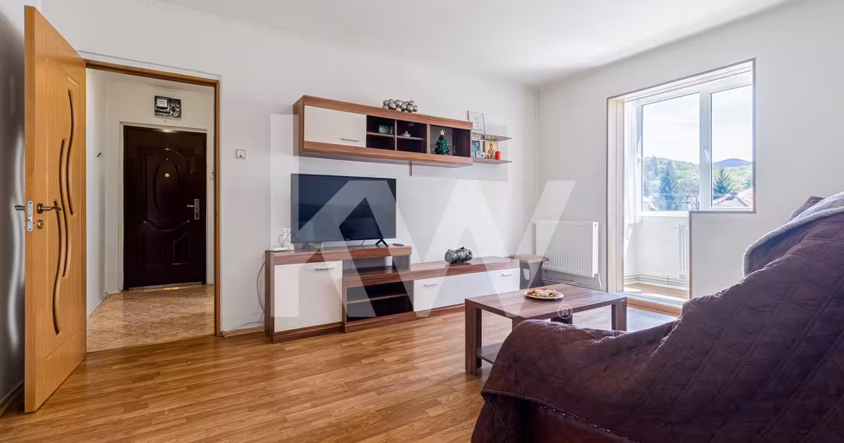 Apartament de vânzare cu 2 camere, mobilat în zona Noua, Brașov