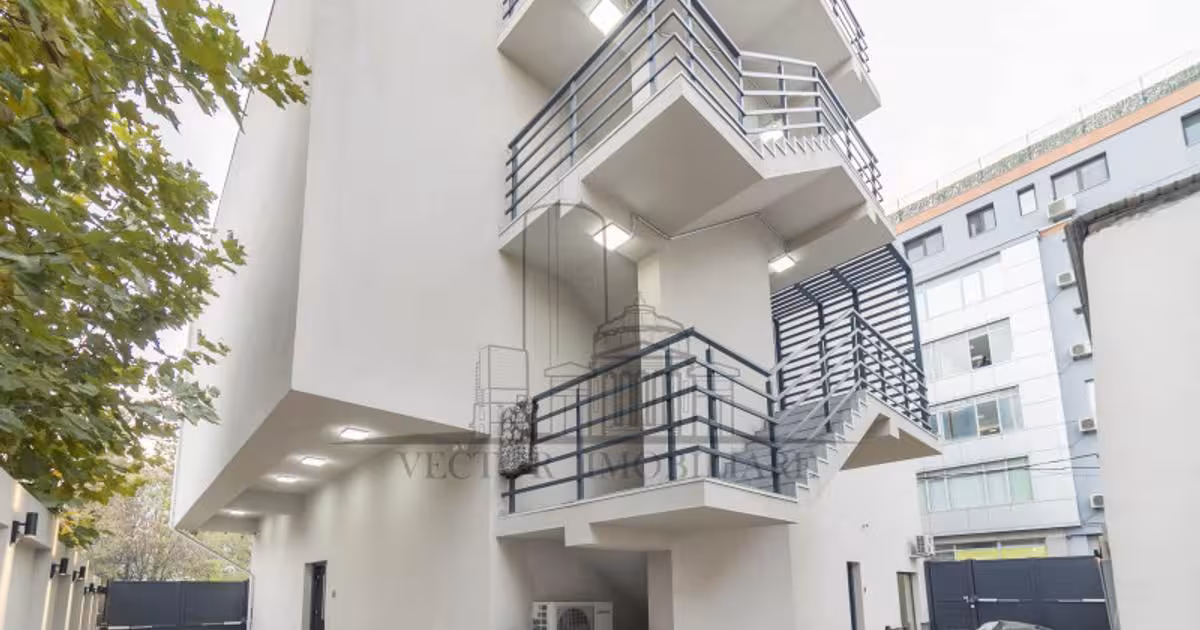 Birou de vânzare de 940.00 mp, în zona Decebal, Sector 3