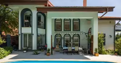 Casă Ultracentral