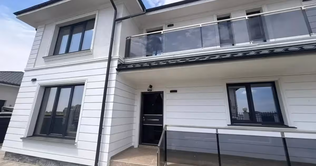 Casă de vânzare cu 5 camere, mobilată în Buftea