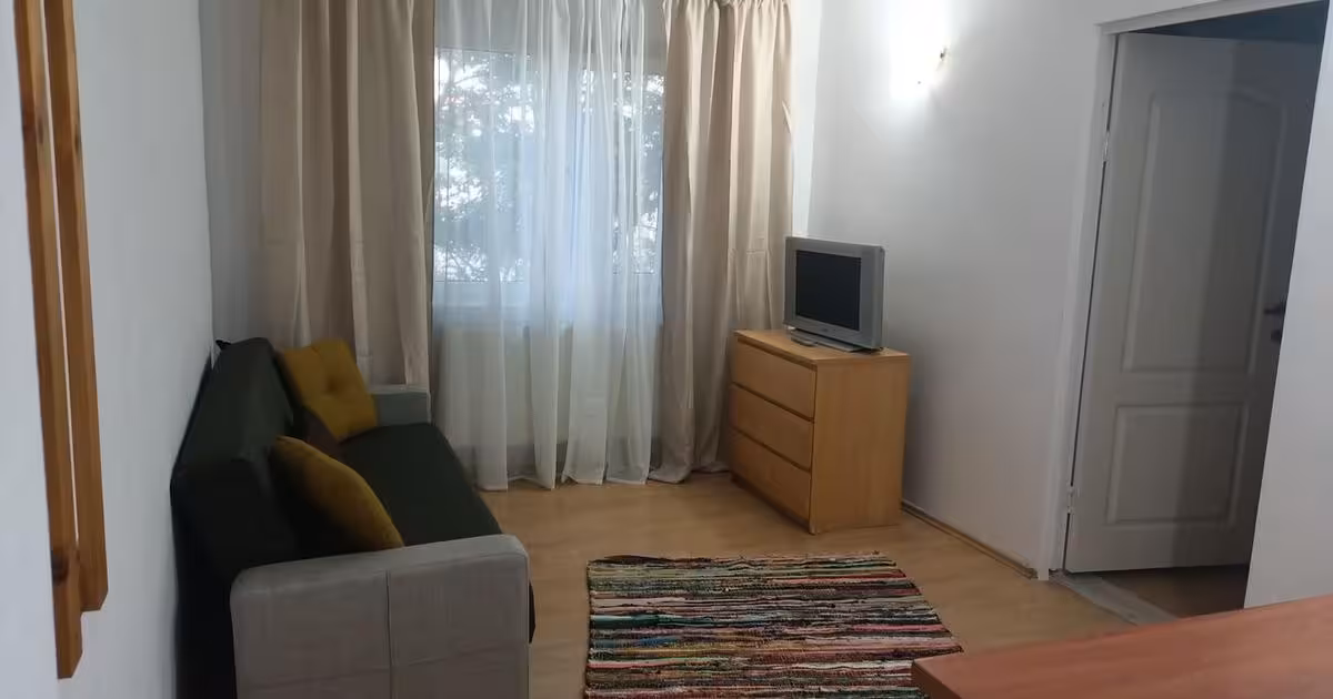 Apartament de vânzare cu 2 camere, mobilat în zona Brotăcei, Constanța