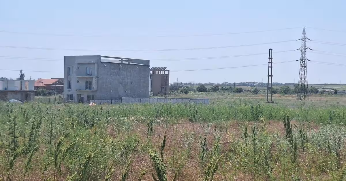 Teren agricol intravilan de vânzare de 1666 mp, în Eforie Nord