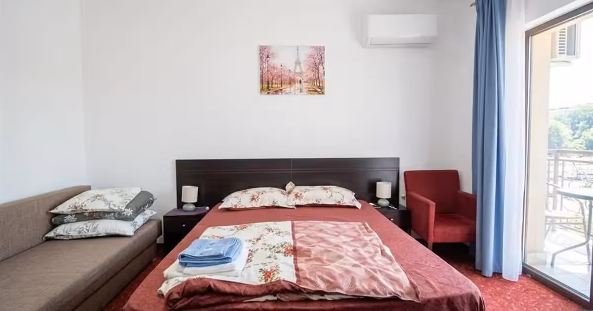 Garsonieră de vânzare în Băile Felix