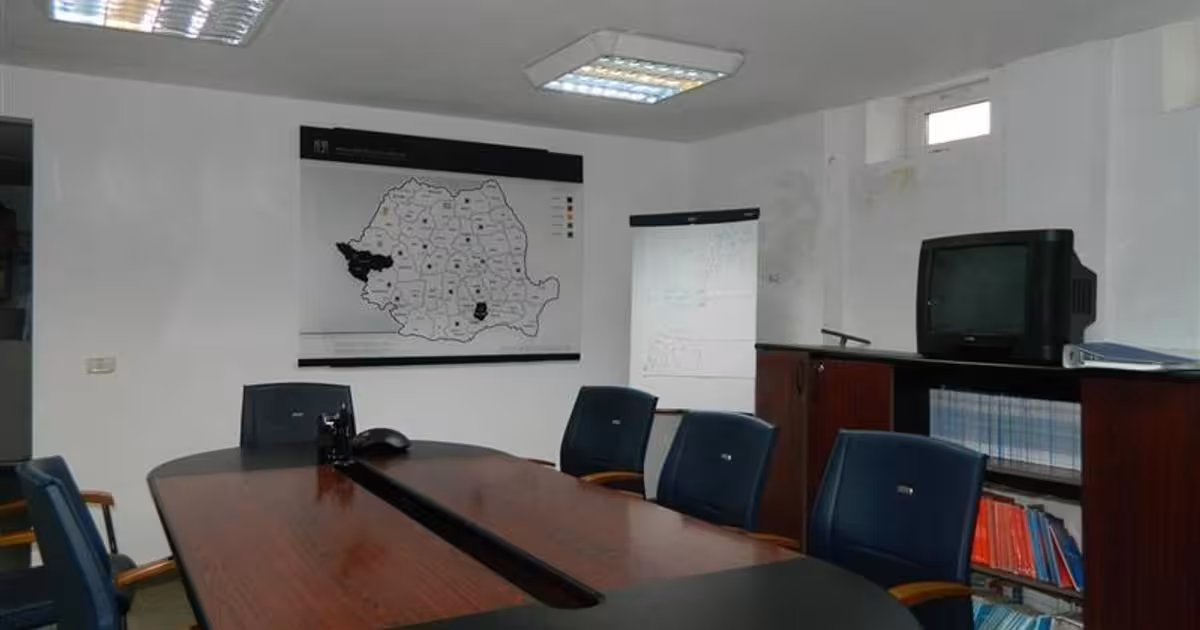 Casă de vânzare cu 7 camere în zona Lipovei, Timișoara