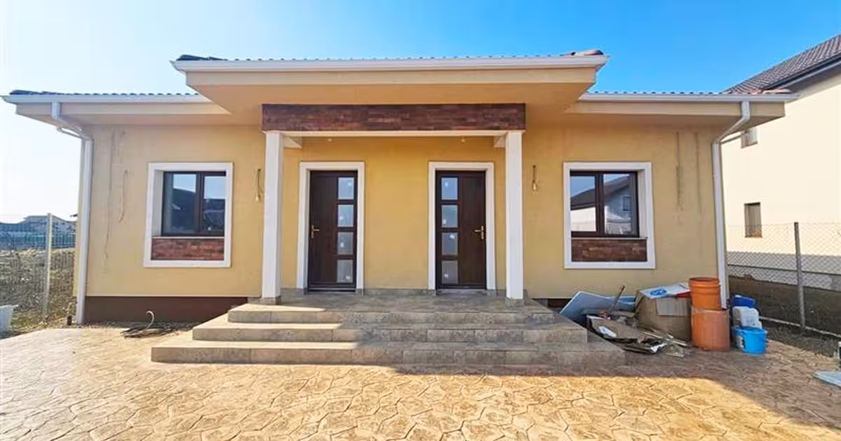 Duplex de vânzare cu 3 camere în Sânandrei