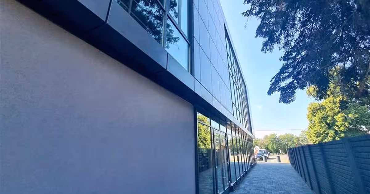 Spațiu comercial de vânzare de 820 mp, în zona Buziașului, Timișoara