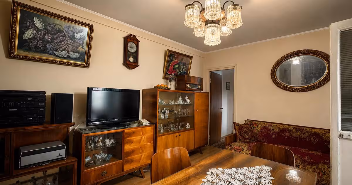 Apartament de vânzare cu 3 camere în zona Berceni, Sector 4