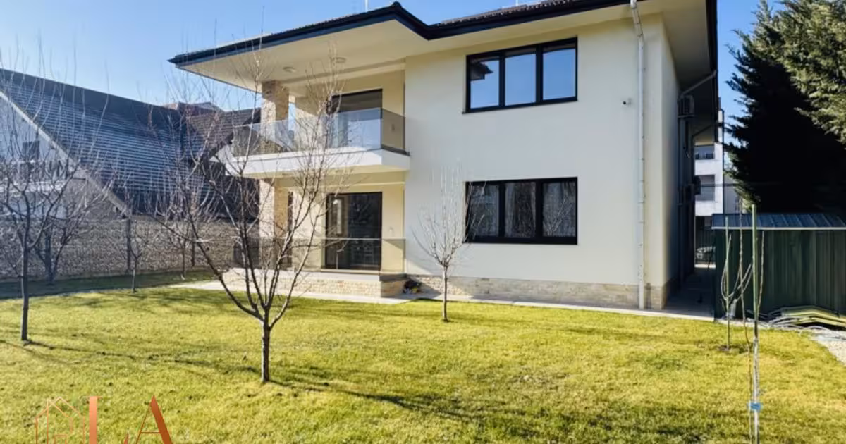 Casă individuală de vânzare cu 8 camere în zona Drumul Taberei, Sector 6