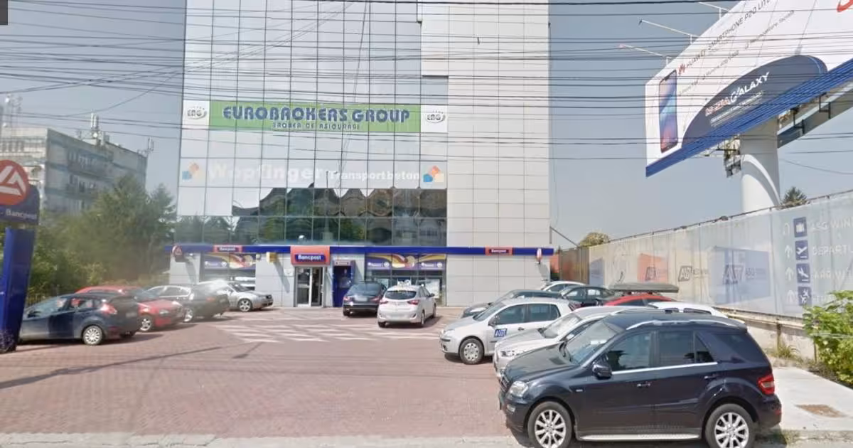Birou de vânzare 2400 mp în Otopeni