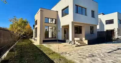 Casă Corbeanca