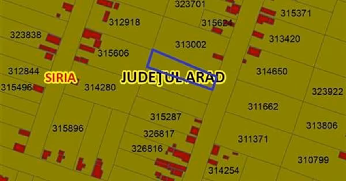Teren Construcții intravilan de vânzare de 1300 mp, în Șiria