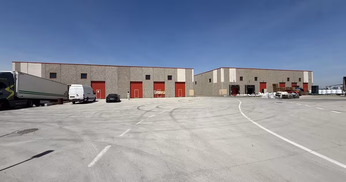 Spațiu industrial de vânzare în Chitila