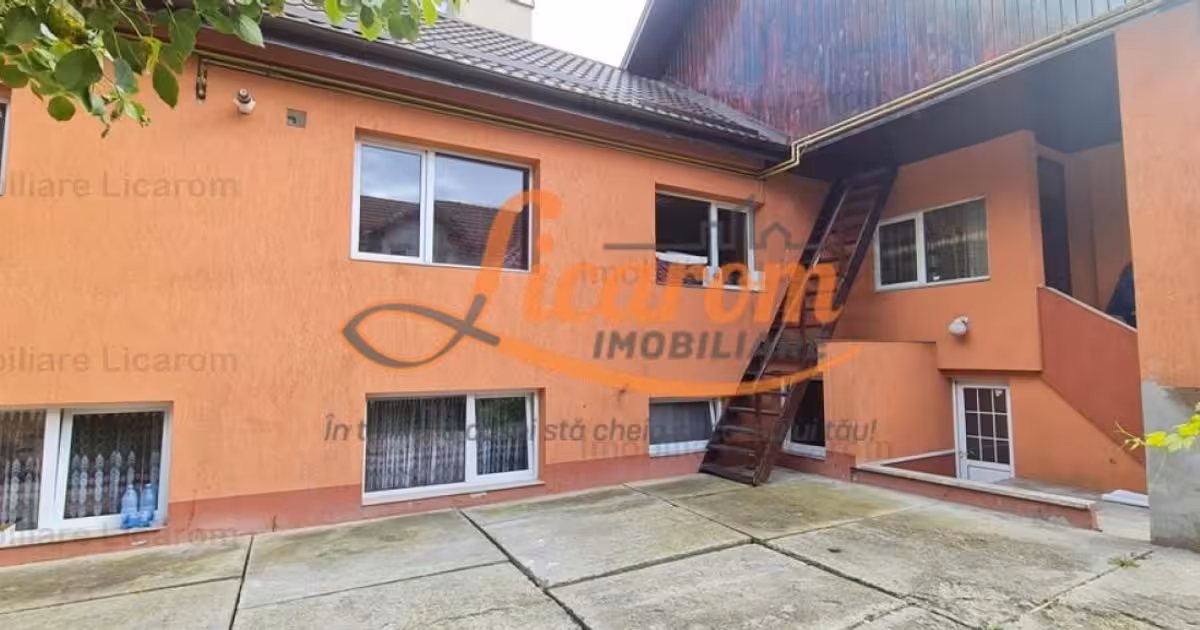 Casă individuală de vânzare cu 6 camere, mobilată în zona Astra, Brașov