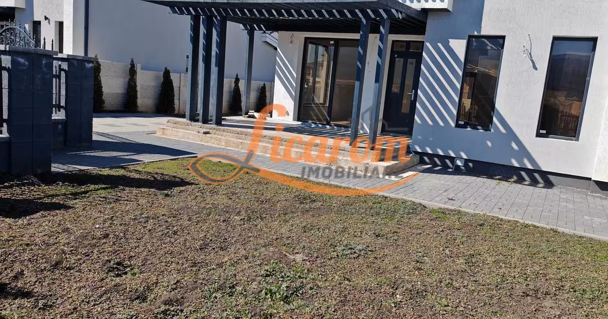 Casă individuală de vânzare cu 4 camere în Cristian