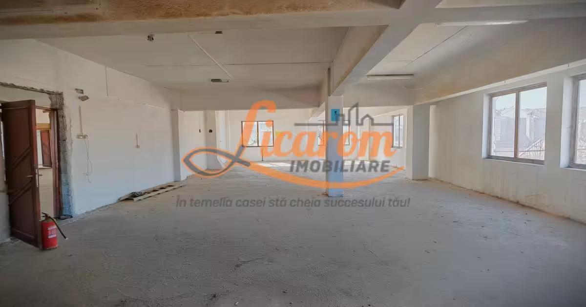 Birou · 1380 m², Schei, Brașov