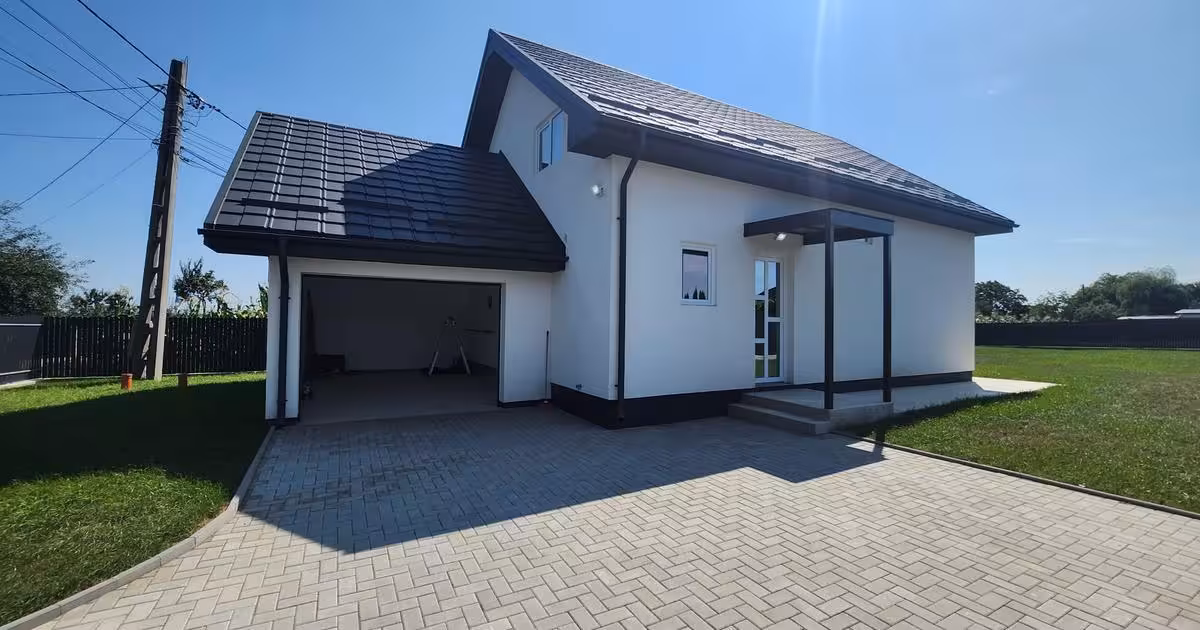 Casă de vânzare cu 5 camere în Fântânele (Hemeiuș)