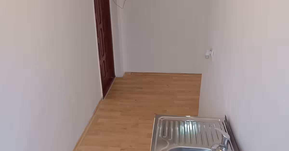 Apartament de vânzare cu 2 camere în zona Aviatori, Bacău