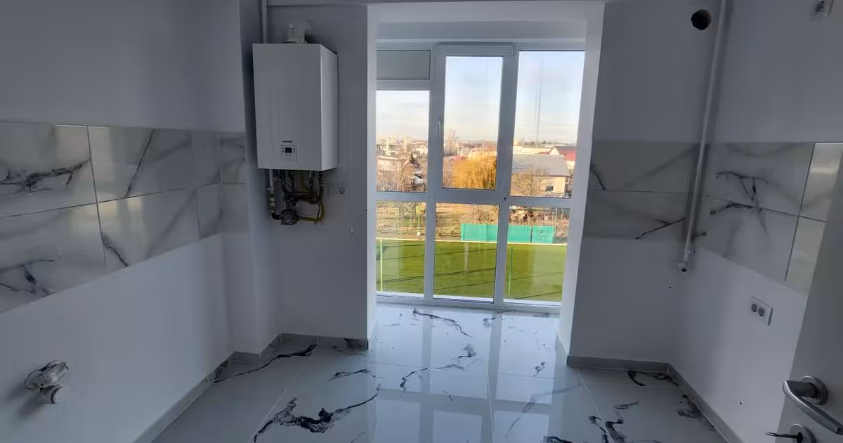 Apartament de vânzare cu 3 camere în zona Calea Moldovei, Bacău