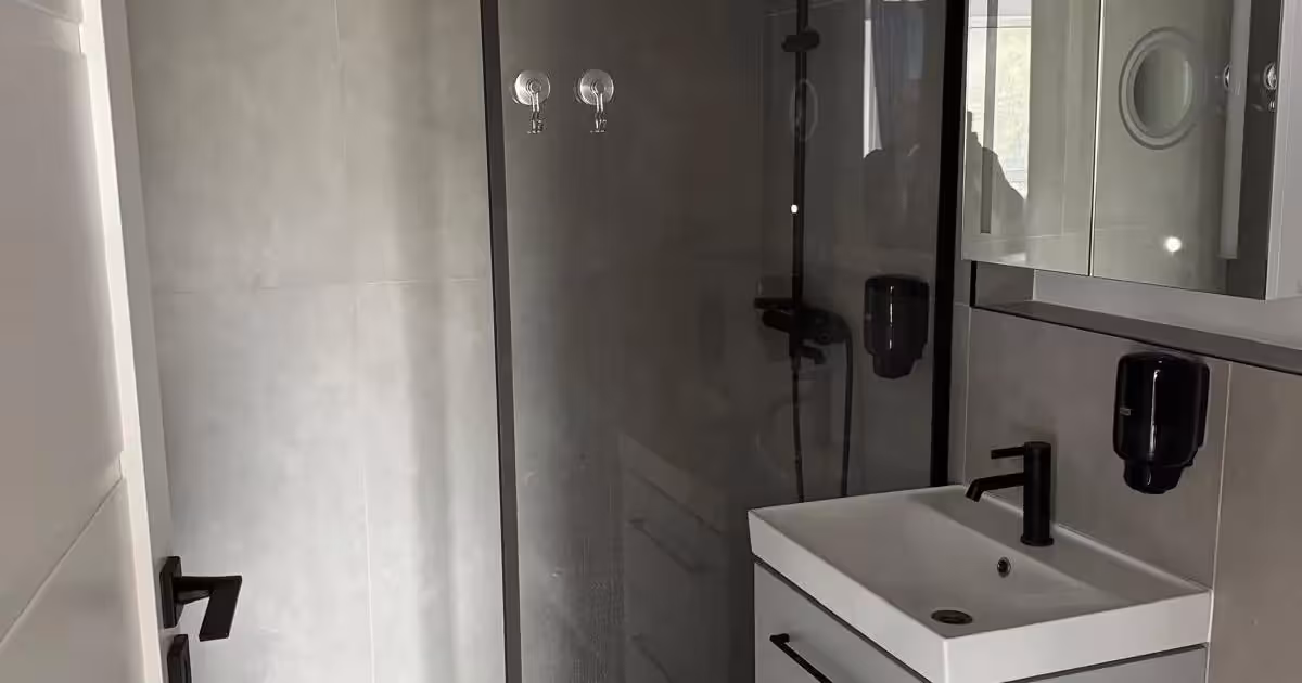 Apartament de vânzare cu 2 camere, mobilat în Sinaia